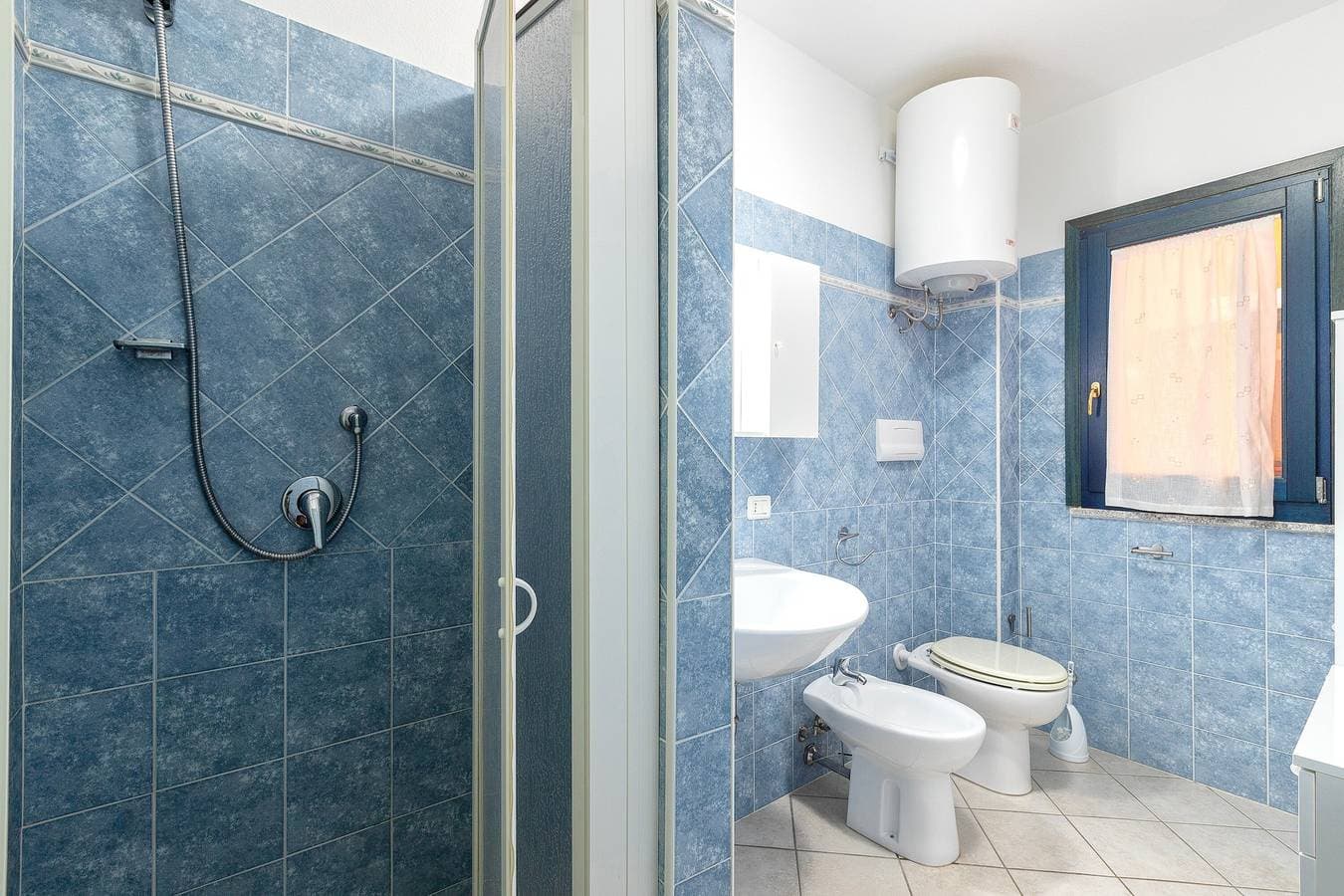 Foto 13 von 34: Ferienwohnung 'Sea Paradise' mit Meerblick, Wi-Fi und Klimaanlage