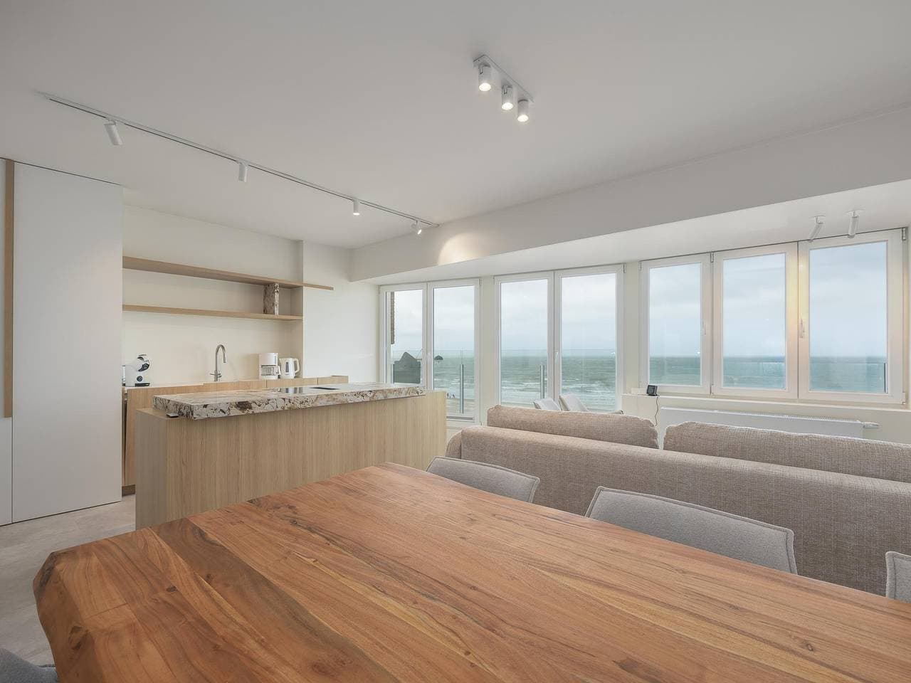 Foto 12 von 25: Wunderschöne 2-Zimmer-Wohnung mit Meerblick