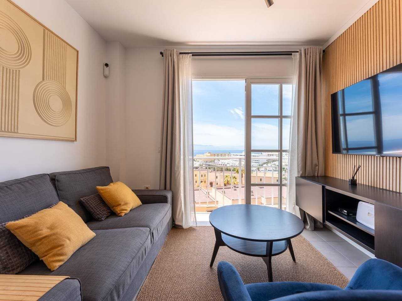 Foto 9 von 47: Callao Sunset Apartment, Meerblick und Pool