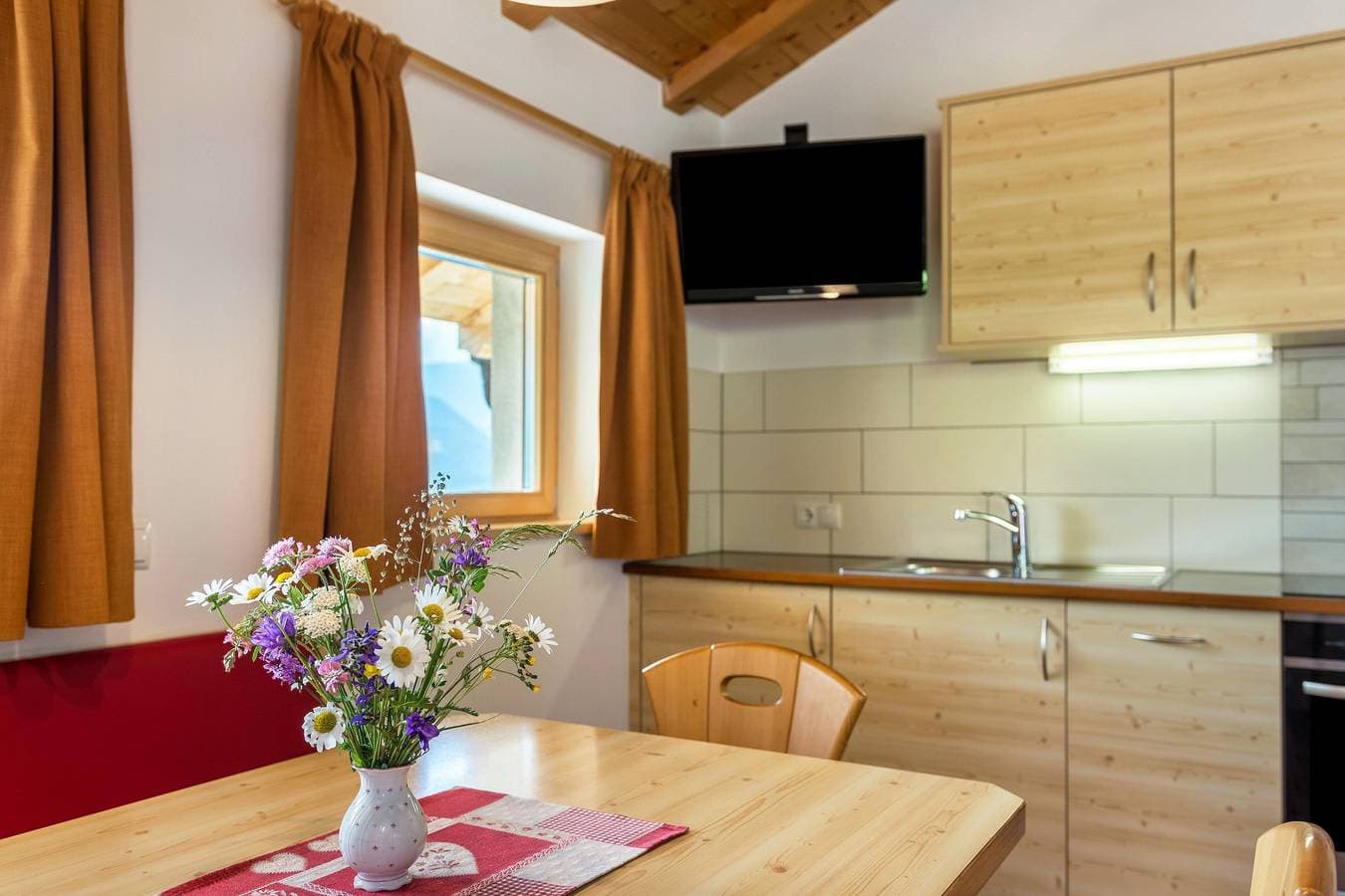 Foto 9 von 26: Ferienwohnung 'Solerhof Terrasse' mit Bergblick, privater Terrasse und WLAN