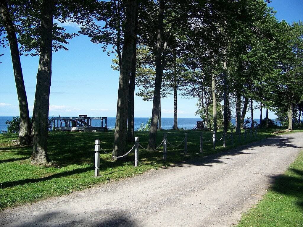 Foto 8 von 24: Spektakulärer Panoramablick auf den See in romantischer, privater Umgebung