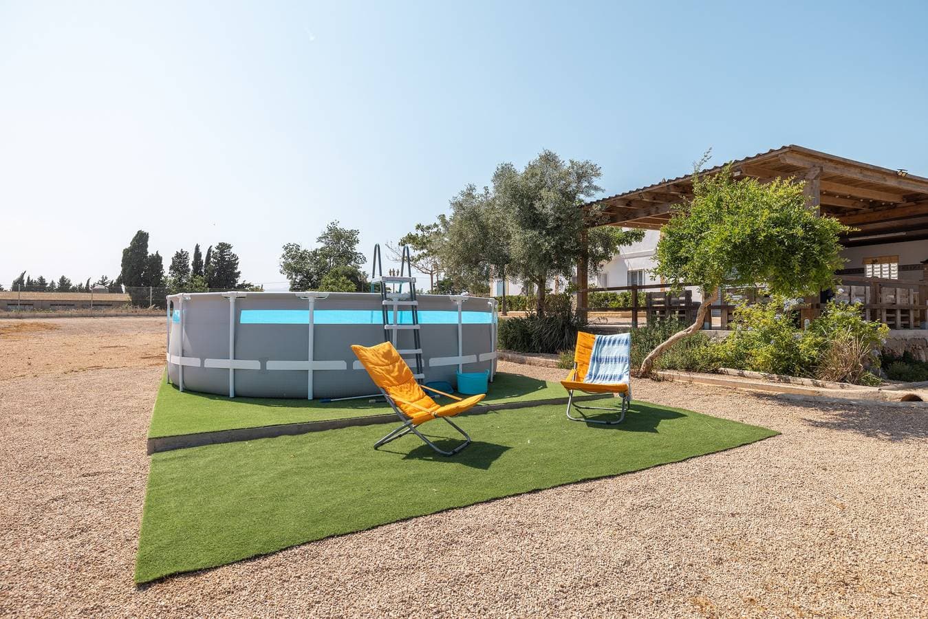 Foto 2 von 25: Landhaus 'Masía Punta L'abat' mit Bergblick, privatem Pool und eigener Terrasse