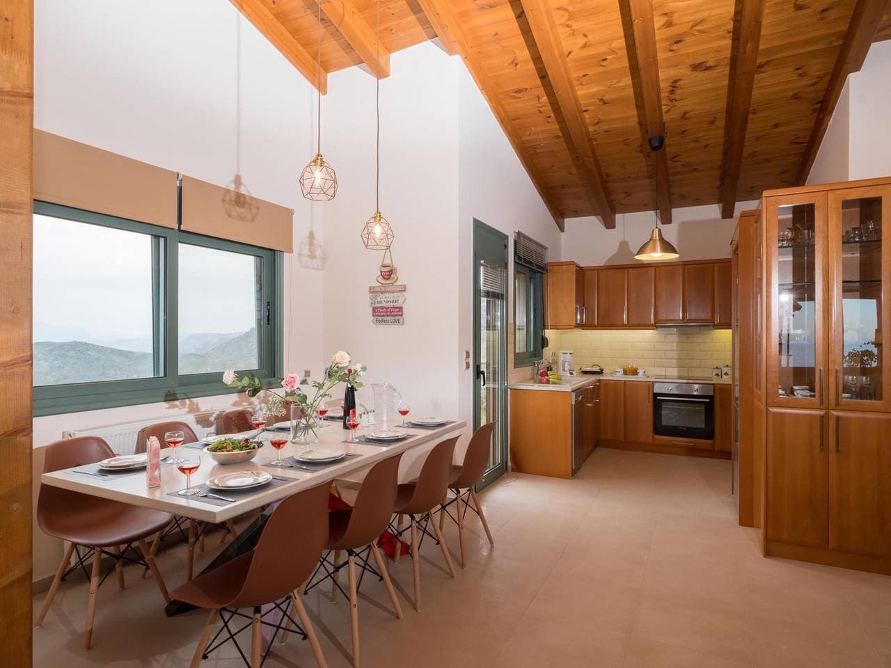 Foto 5 von 44: Villa für 8 Personen mit Terrasse