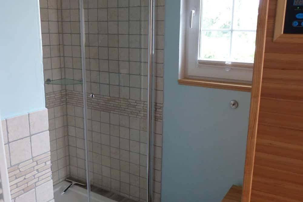 Foto 7 von 30: Gemütliche FeWo (2+2) mit Wellnessfaktor im Seenparadies - Langes Haus Lychen