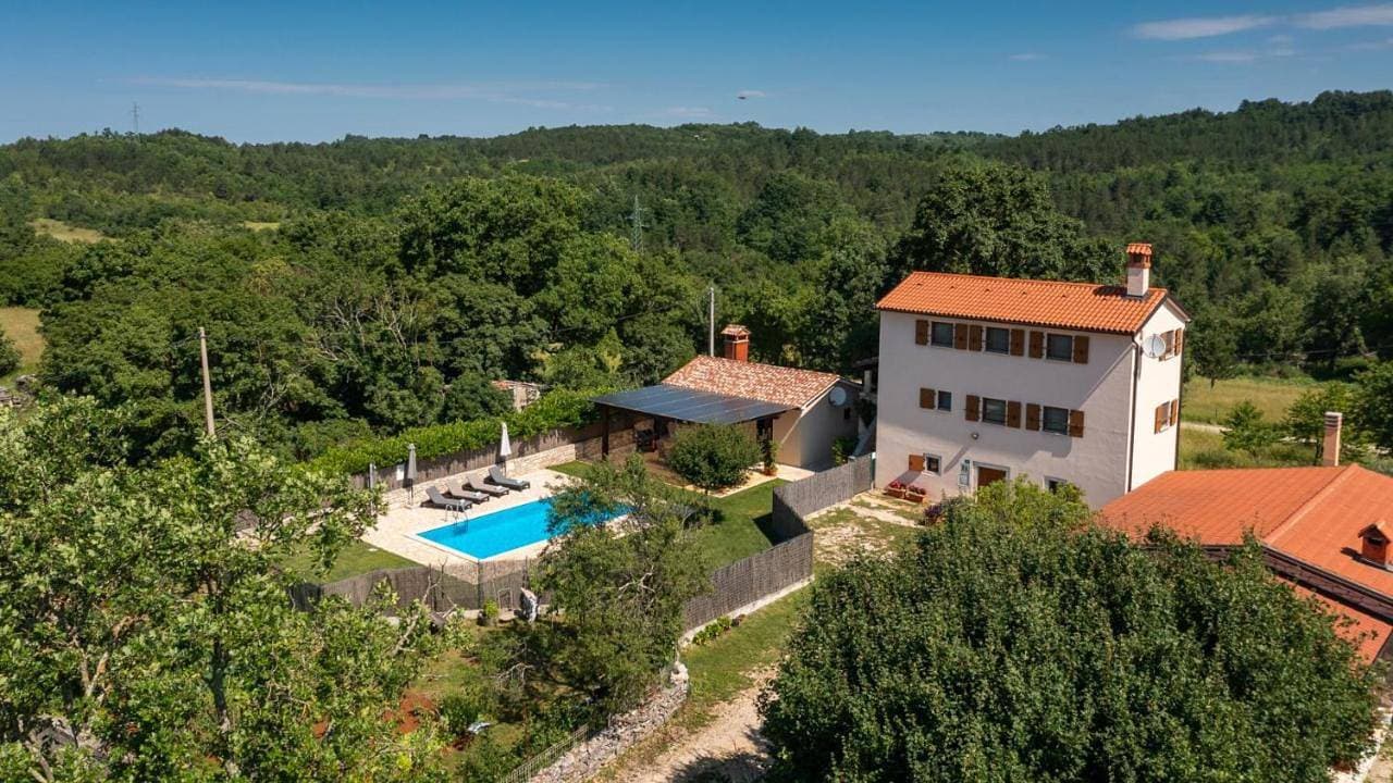Foto 4 von 52: Villa with Private Pool