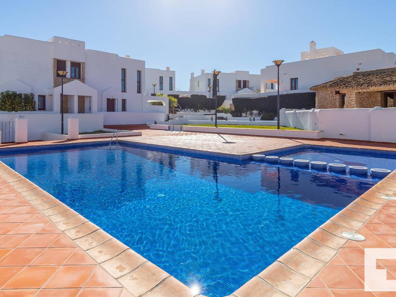 Foto 2 von 36: Moderne Villa mit Pool & Terrasse, in Strandnähe - Calpe