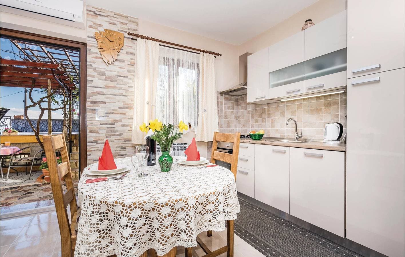 Foto 5 von 21: Charmantes Apartment mit Meerblick, Terrasse, WLAN und Parkplatz, 1 km vom Strand entfernt