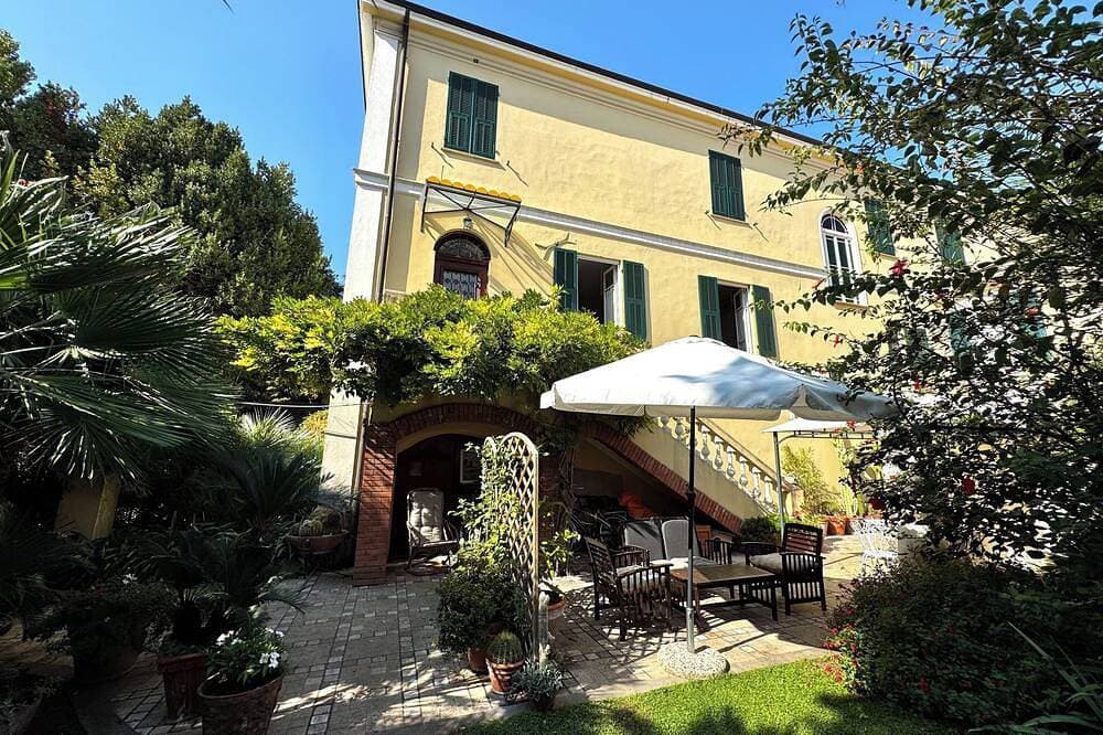 Historische Villa I 6 Gäste I Garten I 5 Min zum Strand I Privater Parkplatz 1