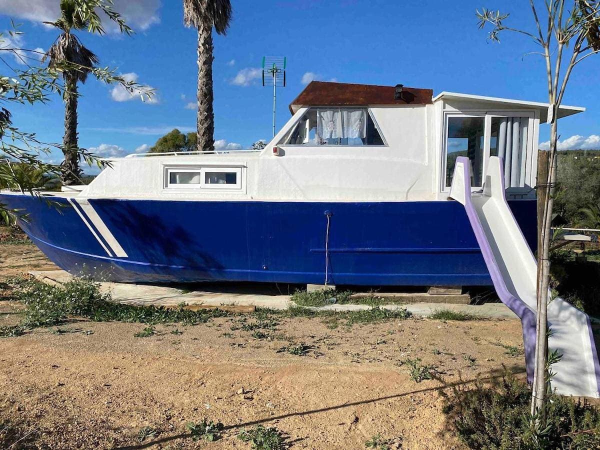 Original Friendly Boat 1