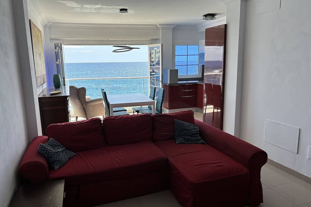 Foto 6 von 21: Apartamento Primera Línea mar 2 Dormitorios en Arinaga Pueblo Pesquero Tranquilo
