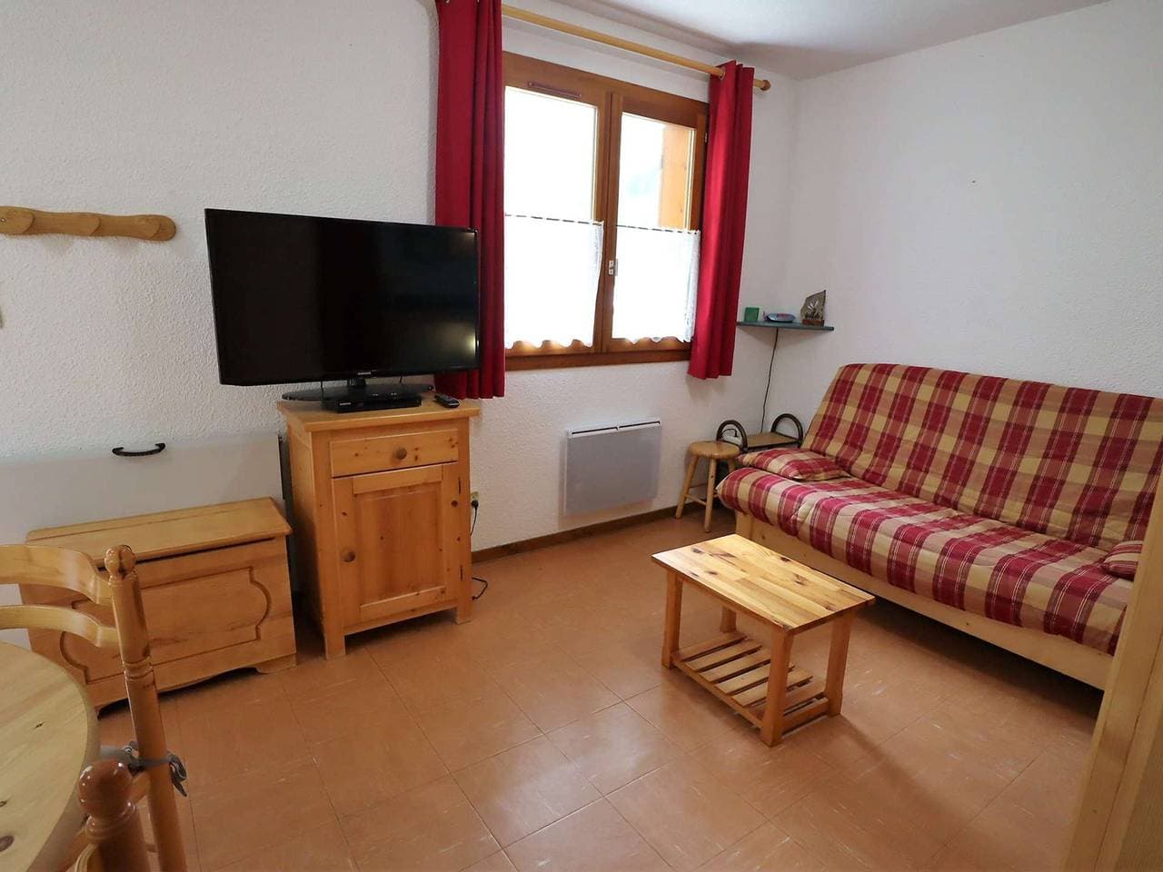 Foto 5 von 13: Ruhiges Studio mit Terrasse am Waldrand
