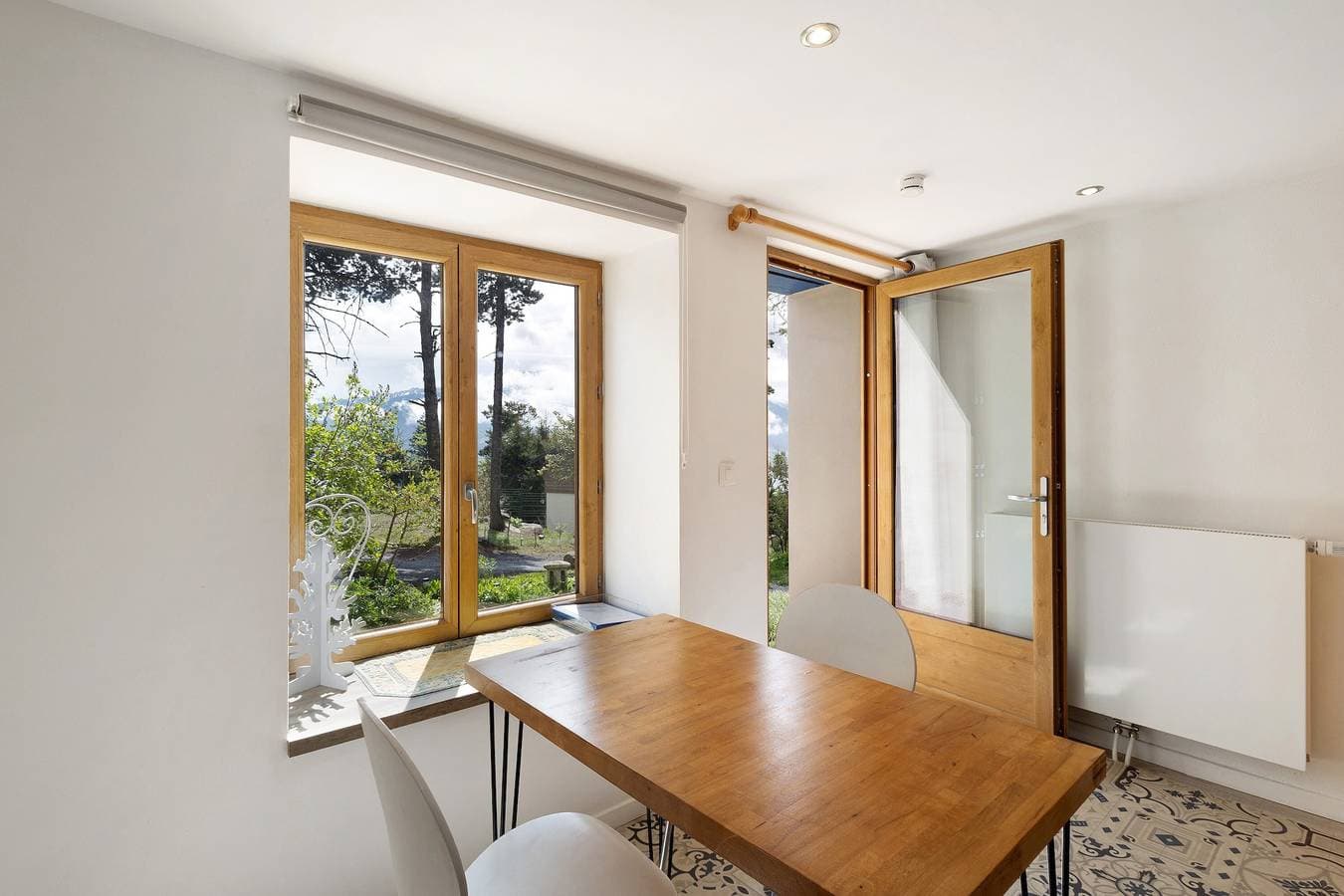 Foto 8 von 27: Studio-Apartment 'Sorbier Des Oiseaux' mit Bergblick, privater Terrasse und WLAN