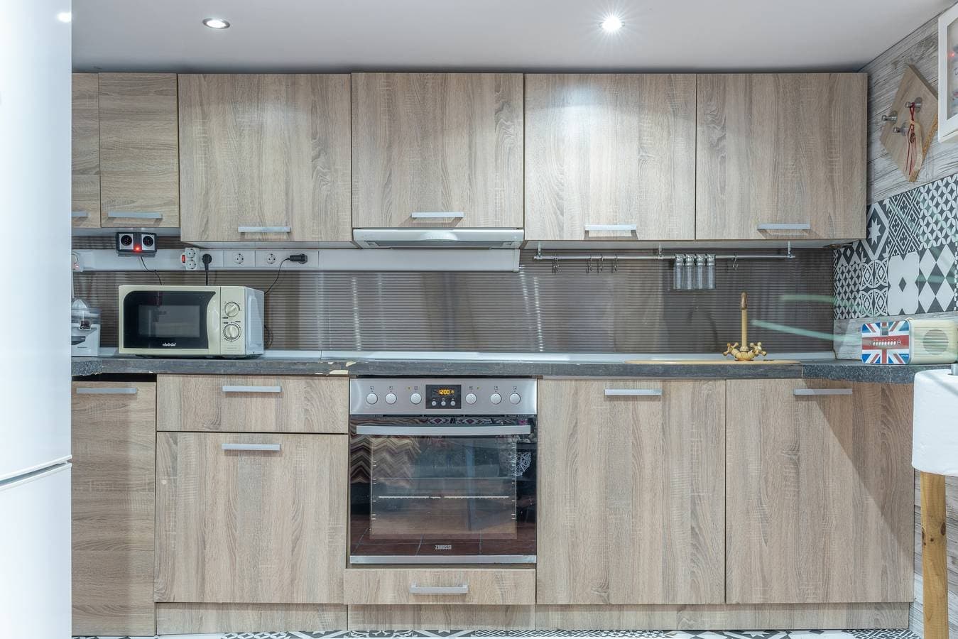 Foto 4 von 31: Ferienwohnung 'Gabriela' mit Balkon, Wi-Fi und Klimaanlage
