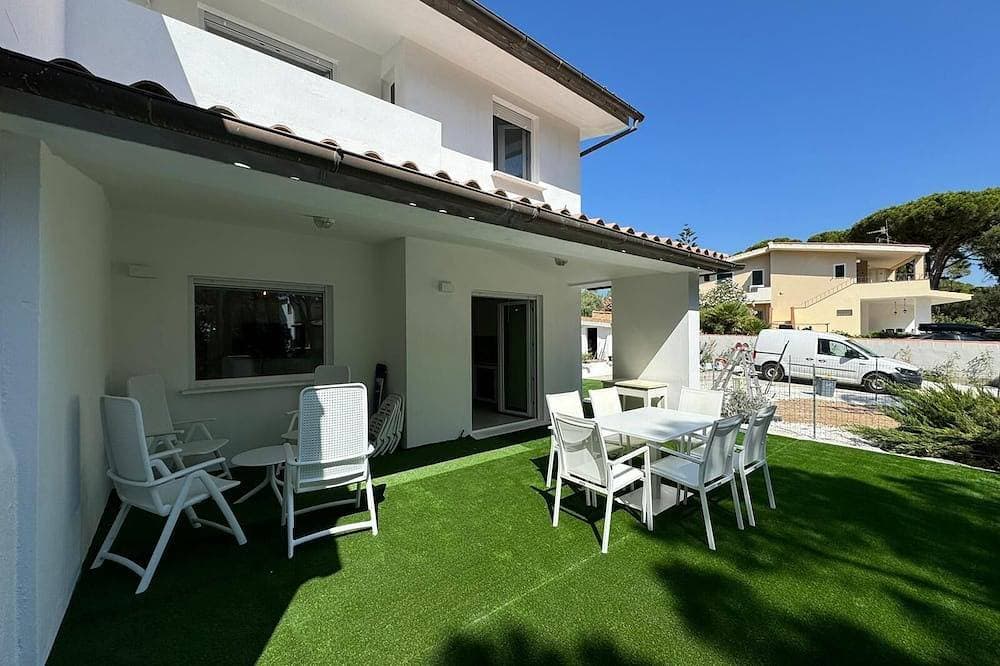 \"La Corte degli Ulivi\"_House with exclusive garden 2 minutes from the sea 1