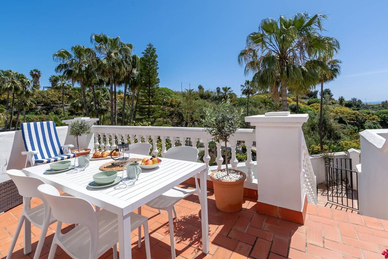 Foto 4 von 40: Las Palmas 2A - Oasis Properties
