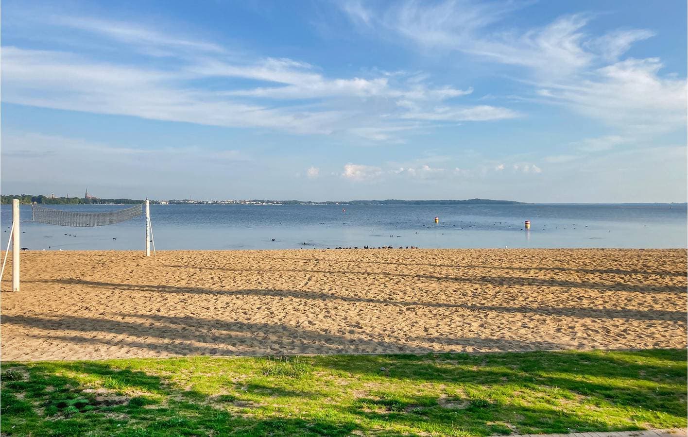 Foto 12 von 13: Glück am Meer: 2 km zur Badestelle Reppiner Burg