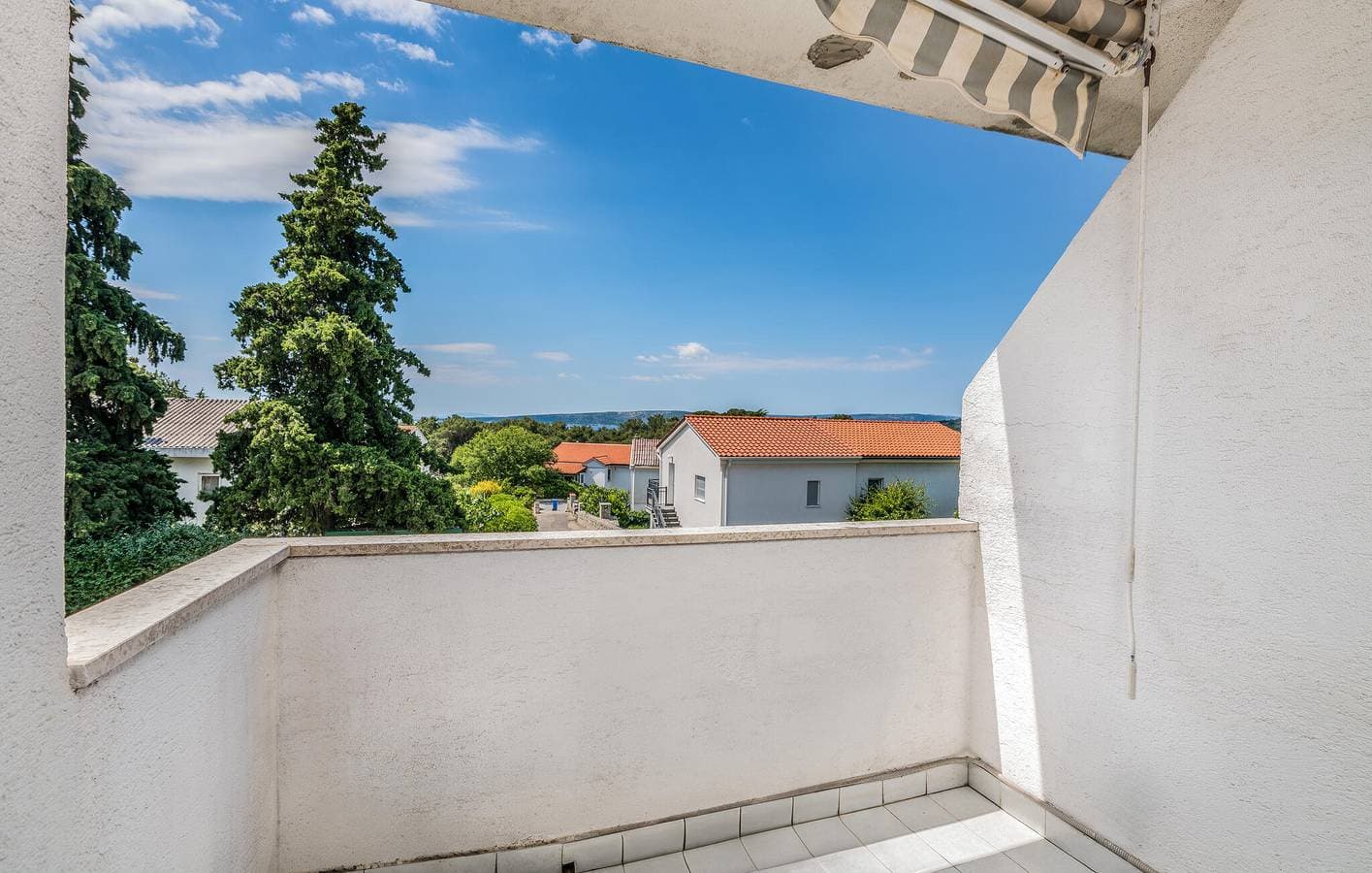 Foto 3 von 19: Gemütliche Wohnung mit Terrasse, WLAN und 1 km zum Strand