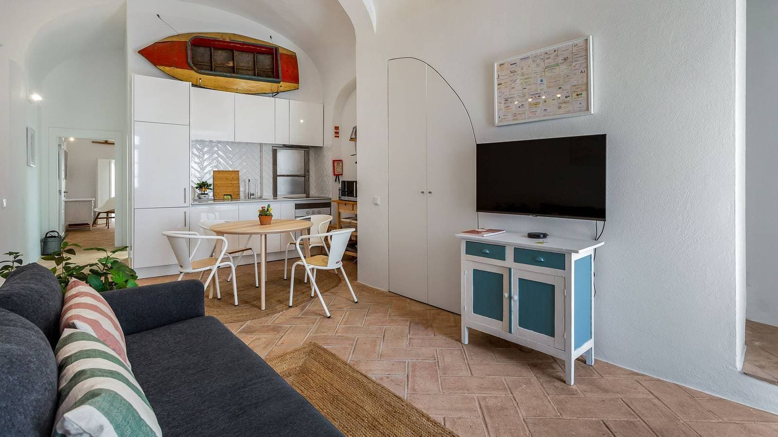 Foto 3 von 31: Ferienhaus für 4 Personen mit Pool