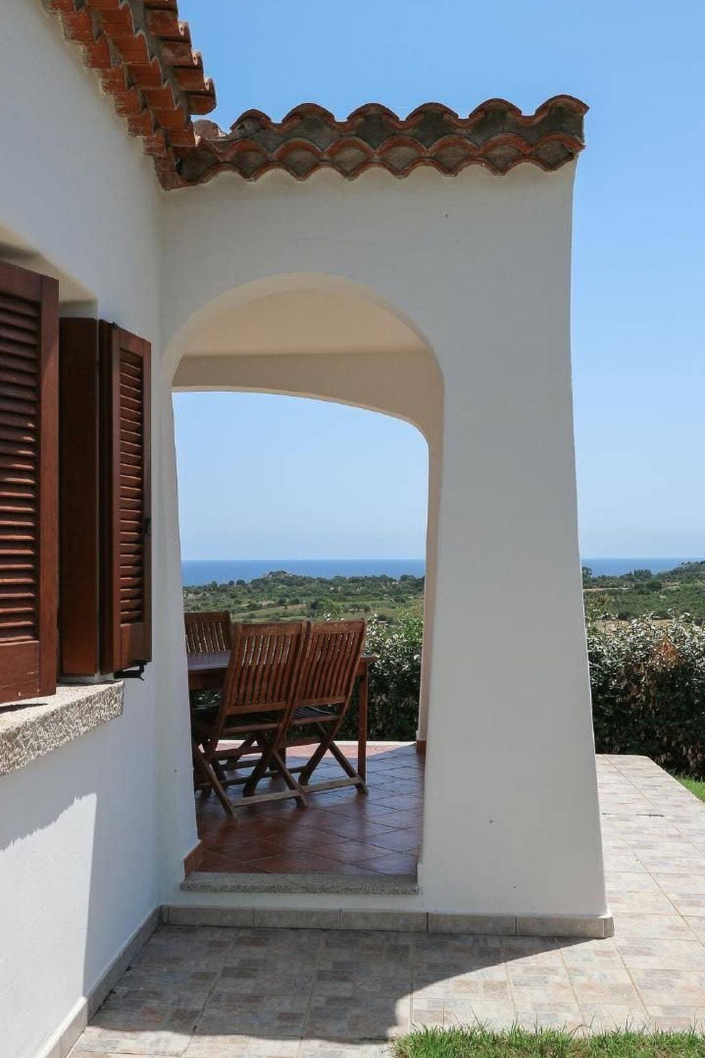 Foto 5 von 23: Villa mit gemeinsamem Pool und Meerblick