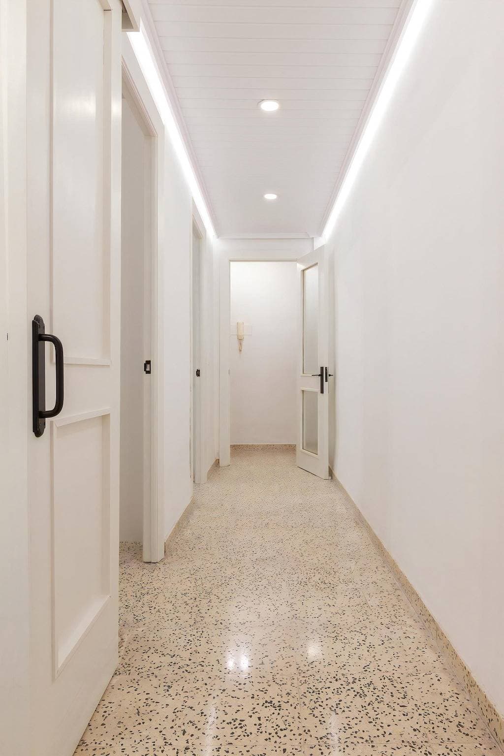 Foto 4 von 21: Ferienwohnung für 4 Personen mit Balkon