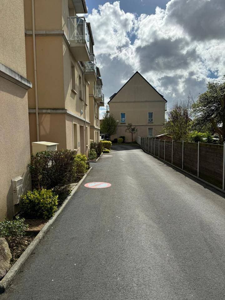Foto 10 von 13: Three-Bedroom Apartment