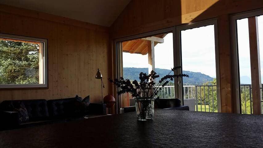 Foto 8 von 19: Apartment with Balcony
