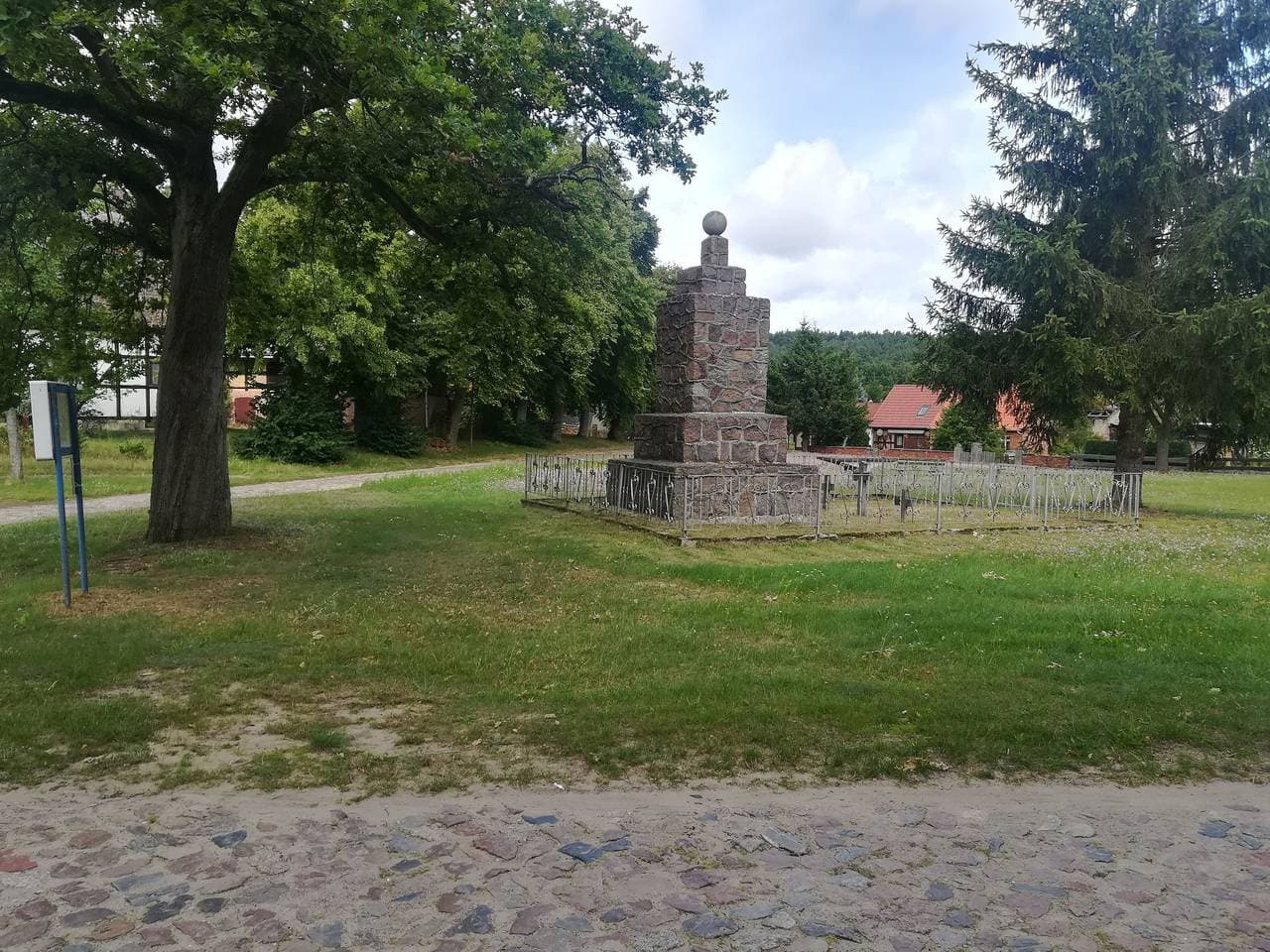 Foto 7 von 13: Alte Schule Nausdorf - Ferienwohnung mit 53 qm, 1 Schlafzimmer, 1 Wohn-/Essbereich, max. für 2 Personen