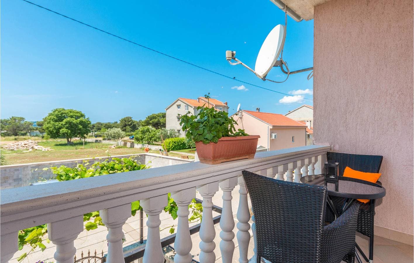 Foto 4 von 29: Charmantes Apartment mit Terrasse, WLAN und Strandzugang in 2 km Entfernung