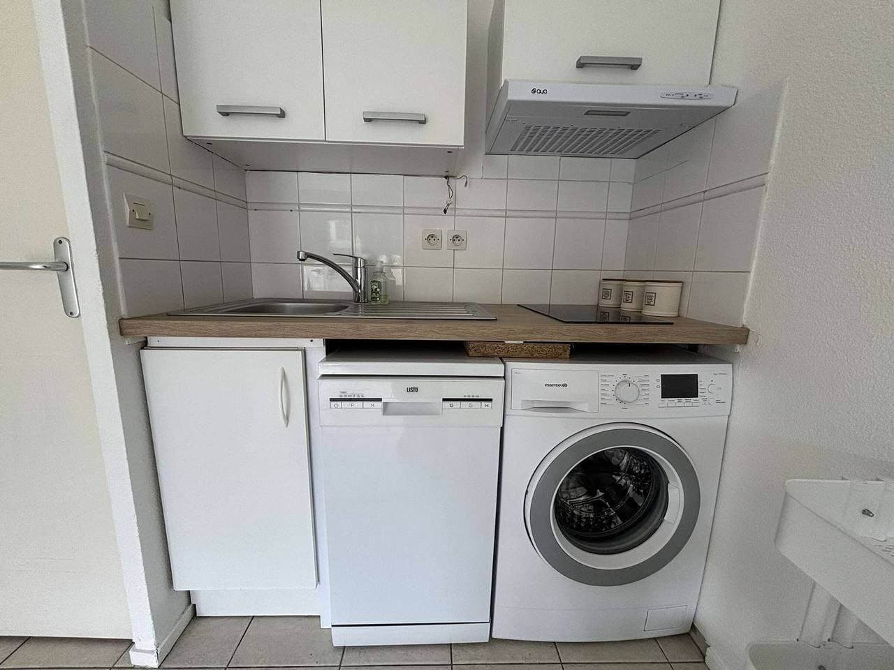 Foto 4 von 12: Charmante Wohnung am Meer mit Terrasse, Parkplatz und Pool, 4 Schlafplätze