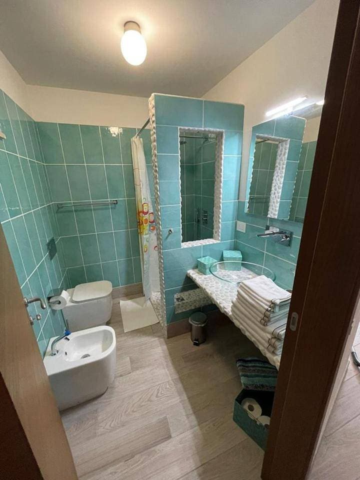 Foto 7 von 18: Three-Bedroom Apartment