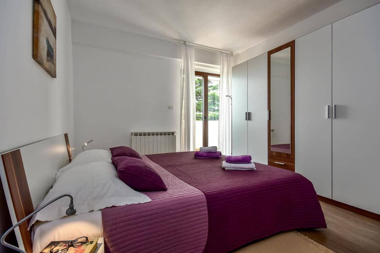 Foto 4 von 30: Two-Bedroom Apartment