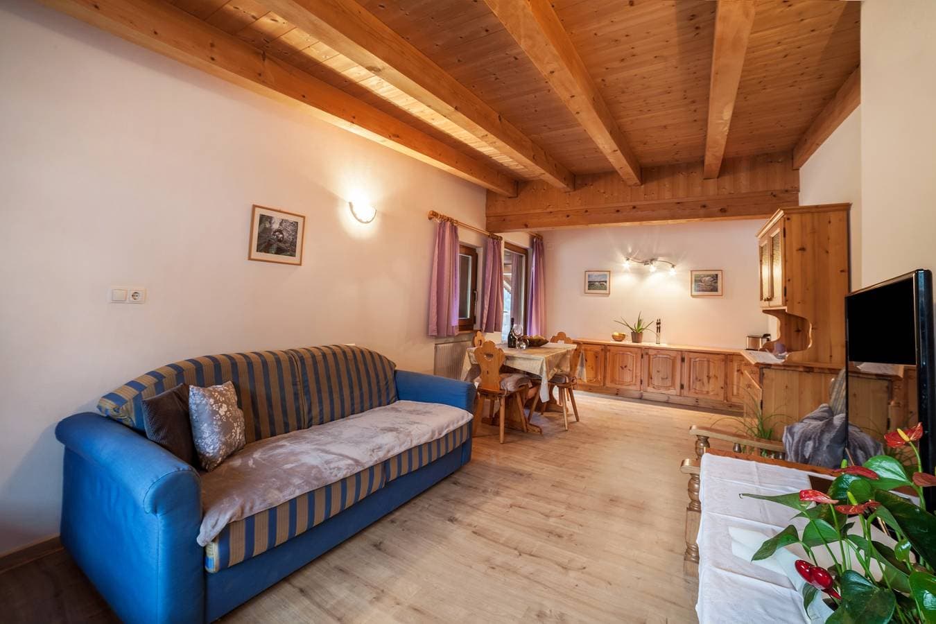 Foto 4 von 21: Ferienwohnung 'Sonnenparadies 4' mit Bergblick, WLAN & Garten