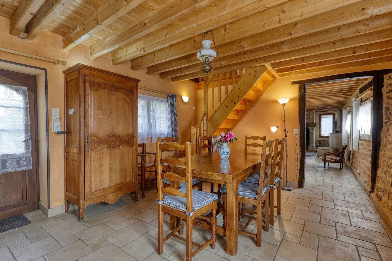 Foto 8 von 21: Ferienwohnung für 5 Personen mit Terrasse