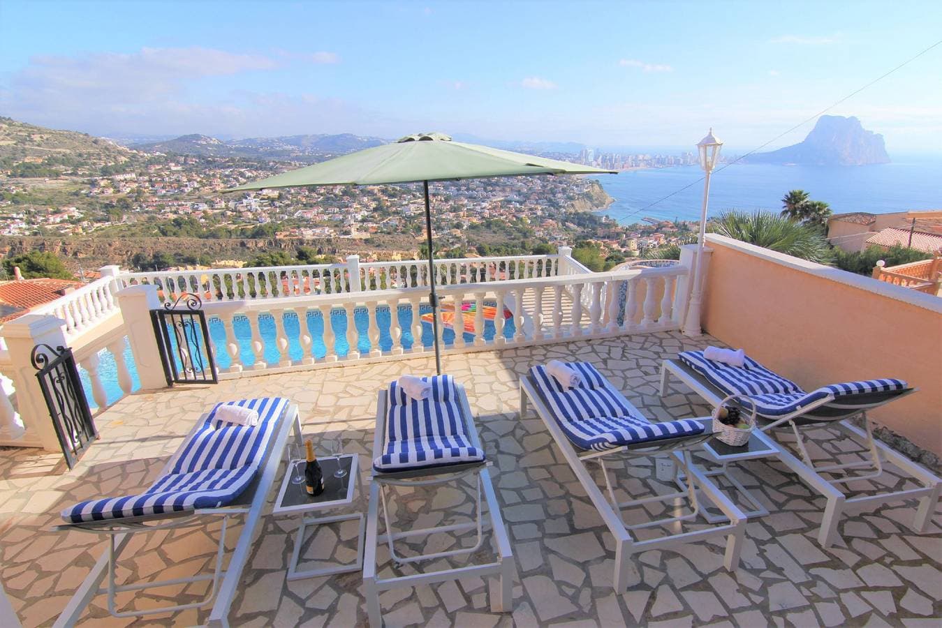 Foto 7 von 55: -Gran Vista-Wifi y Parking Gratis.