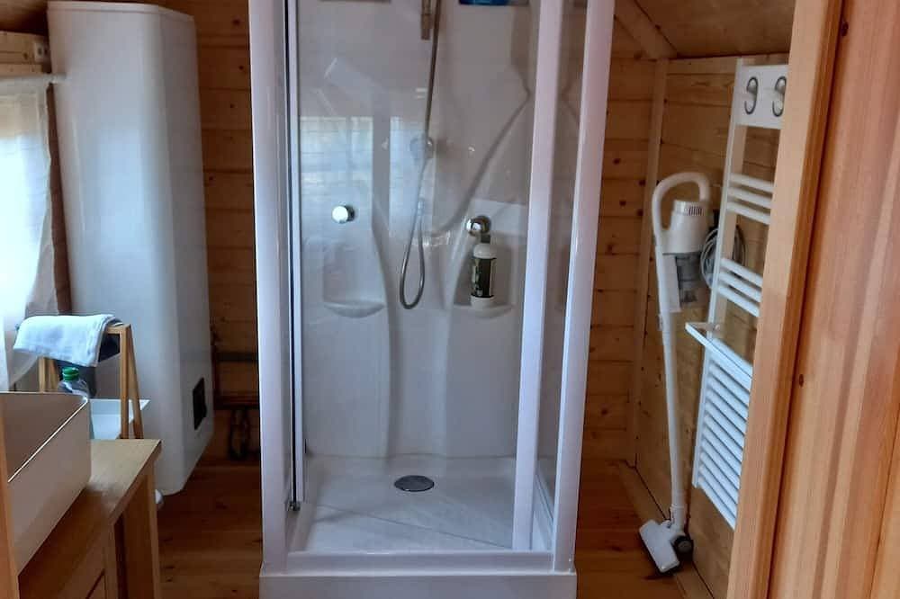 Foto 4 von 6: Your unusual and cocooning accommodation: our Finnish Kota
