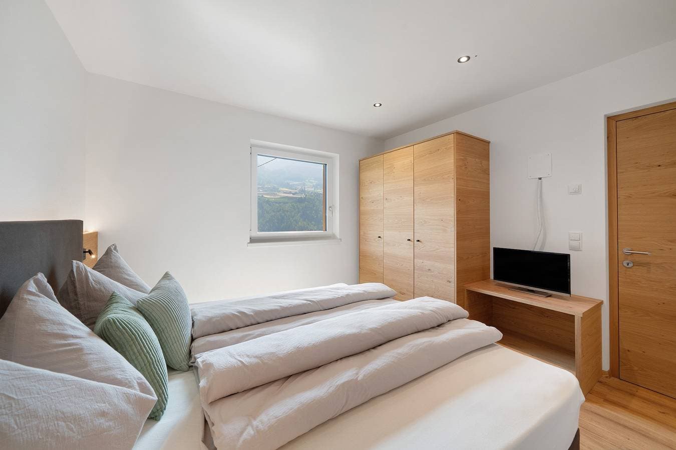 Foto 10 von 21: Apartment 'Sankt Corbinian 1' mit Bergblick, Gemeinschaftsgarten und WLAN