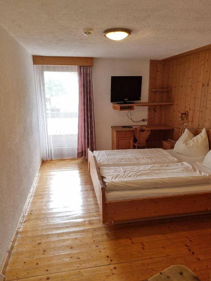 Foto 2 von 14: Double Room with Balcony