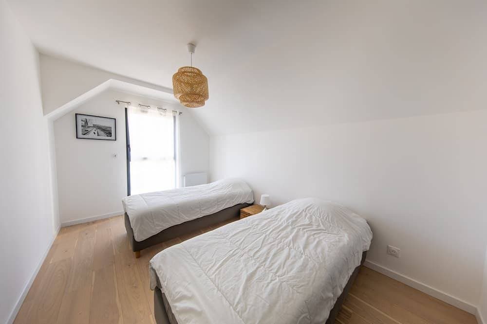 Foto 6 von 23: Les Embruns - Comfortable new house 2 minutes walk from the beach