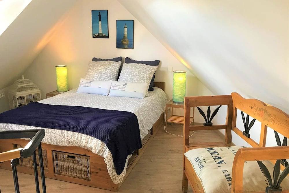Morgat, charming little house near the beach 1