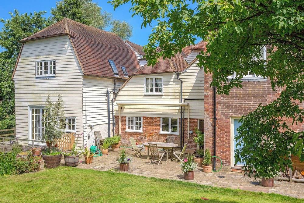 5 Schlafzimmer Unterkunft in Wye, near Ashford 1