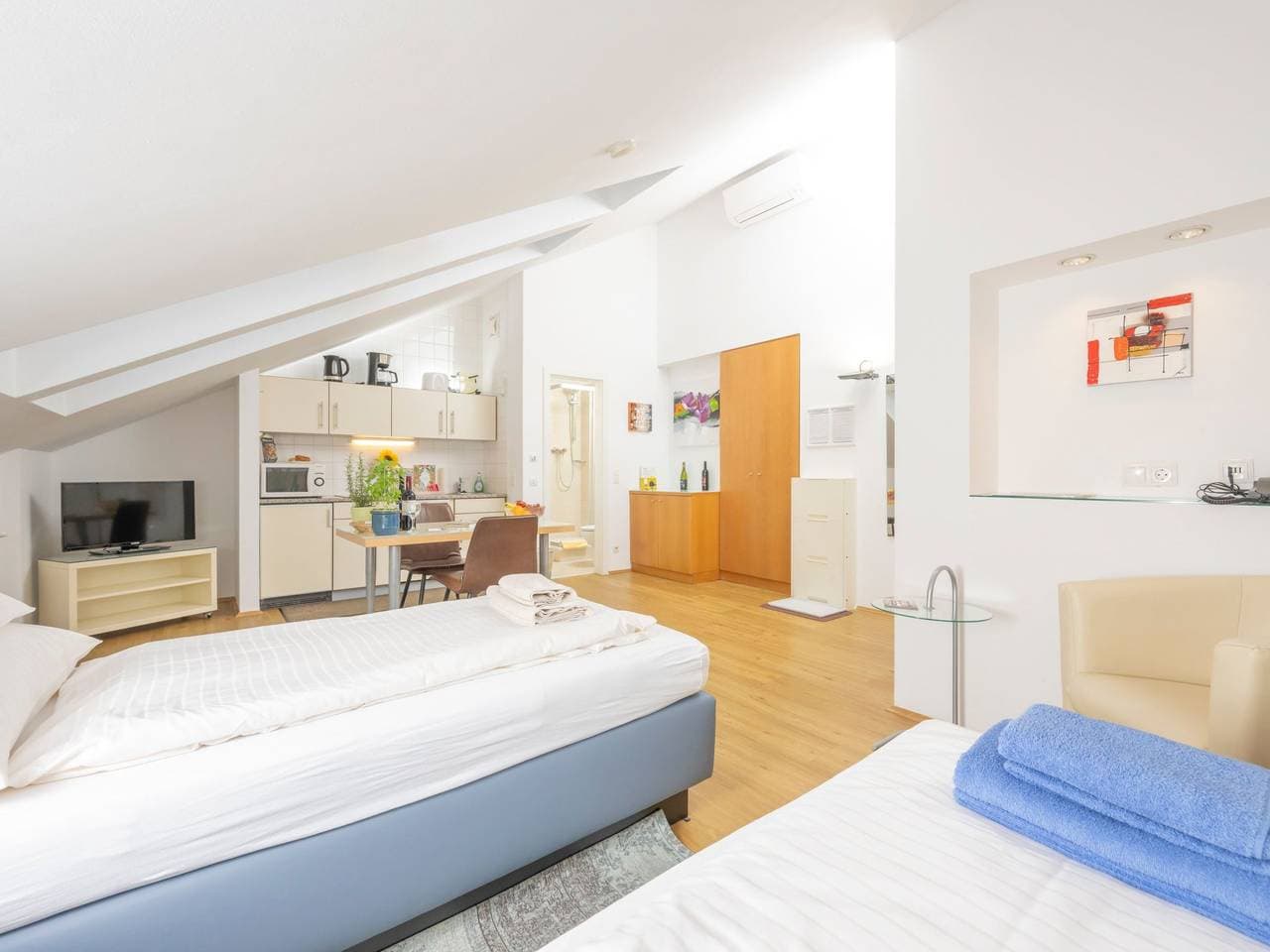Foto 6 von 20: Helles Ferienstudio im Dachgeschoss für Pärchenurlaub