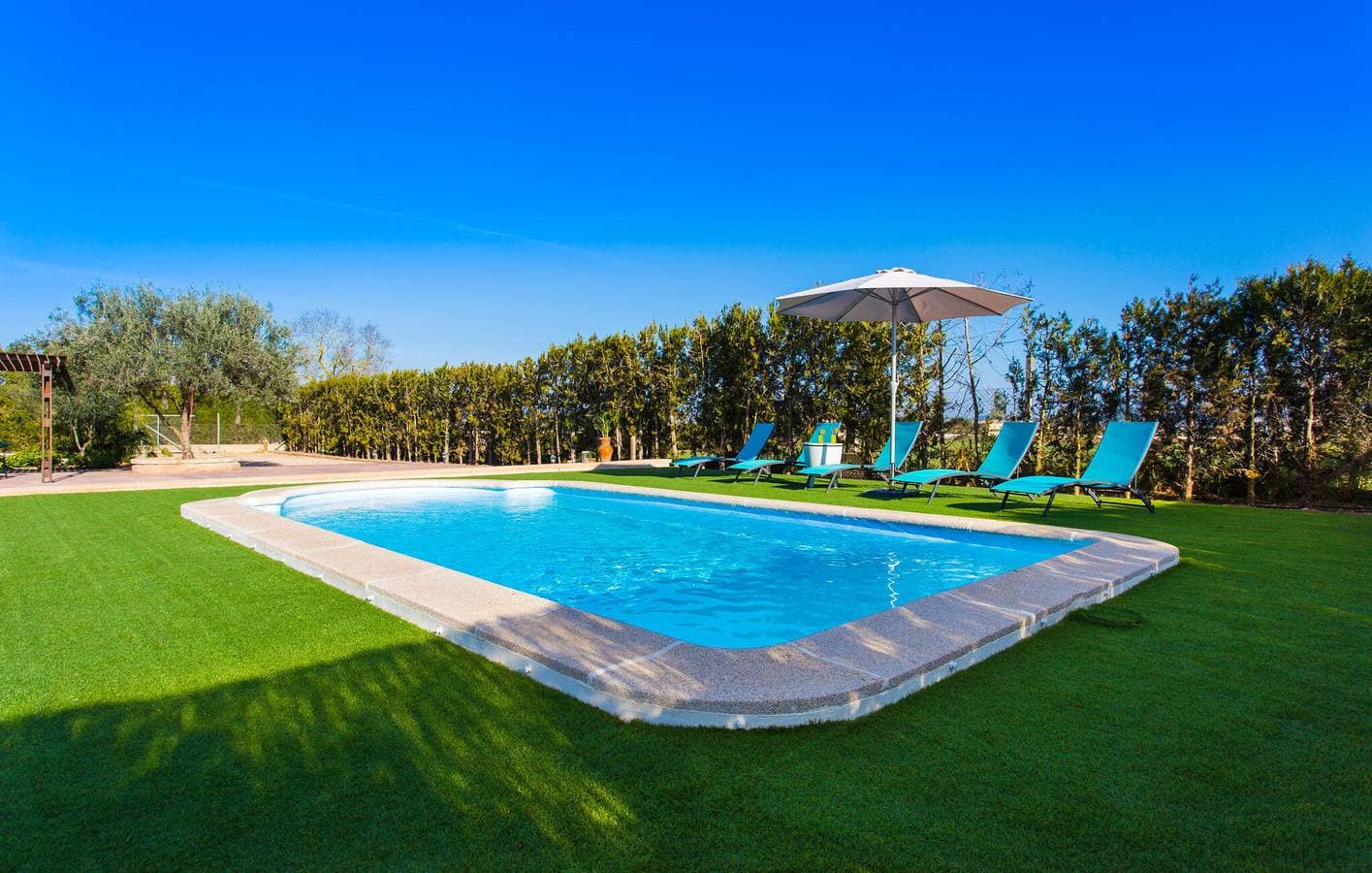 Foto 3 von 46: Gemütliche Wohnung mit Pool, Terrasse & AC - Montuïri
