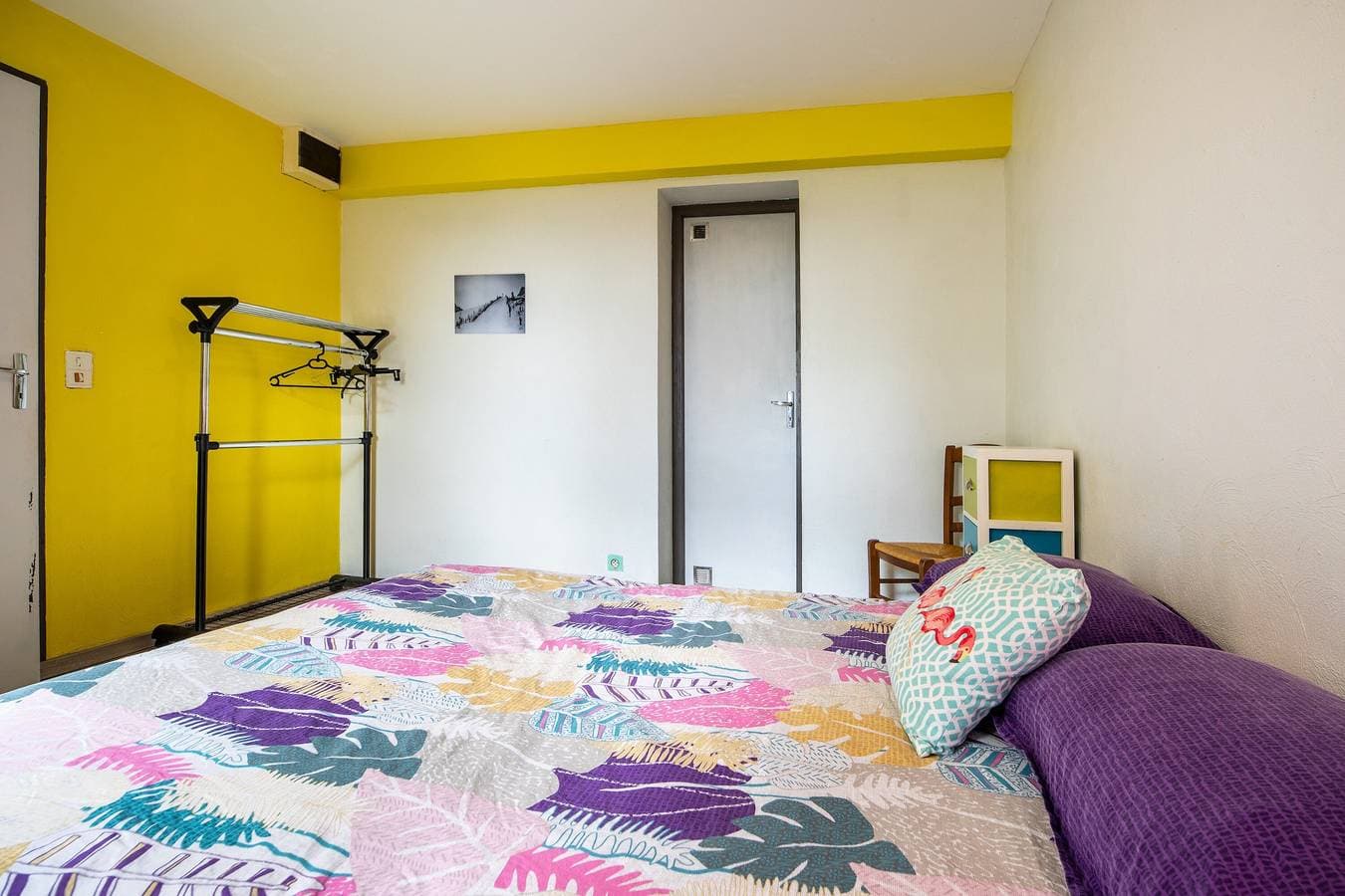 Foto 4 von 22: Ferienwohnung 'Studio avec Jardin à Bagneres' mit Bergblick, privater Terrasse und Wi-Fi