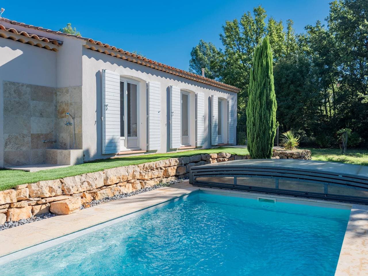 Foto 1 von 32: Ferienhaus mit Klima, Schwimmbad und Dorfnähe