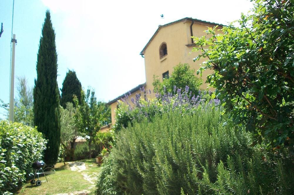 Foto 10 von 24: Schöne Villa, traditionell mit Charme .....