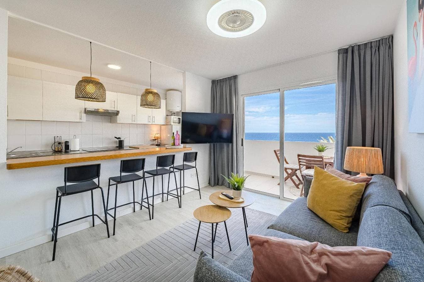 Foto 5 von 31: Ferienwohnung 'Playa La Arena 2 Bed' mit Meerblick, Balkon und WLAN