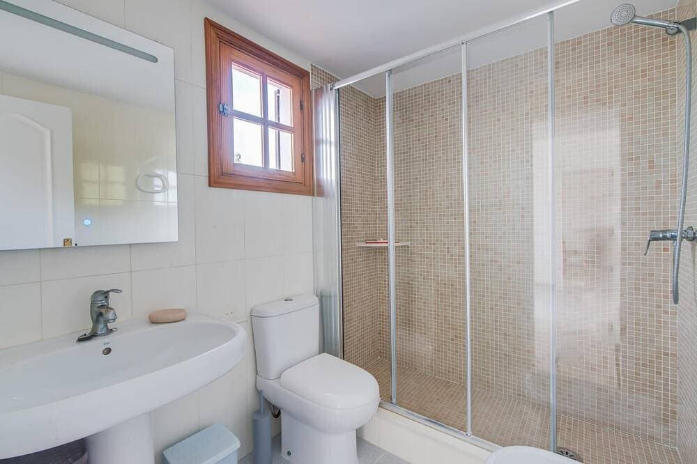 Foto 11 von 30: Atemberaubendes Haus in Cala d'Or mit privatem Swimmingpool, der sowohl.