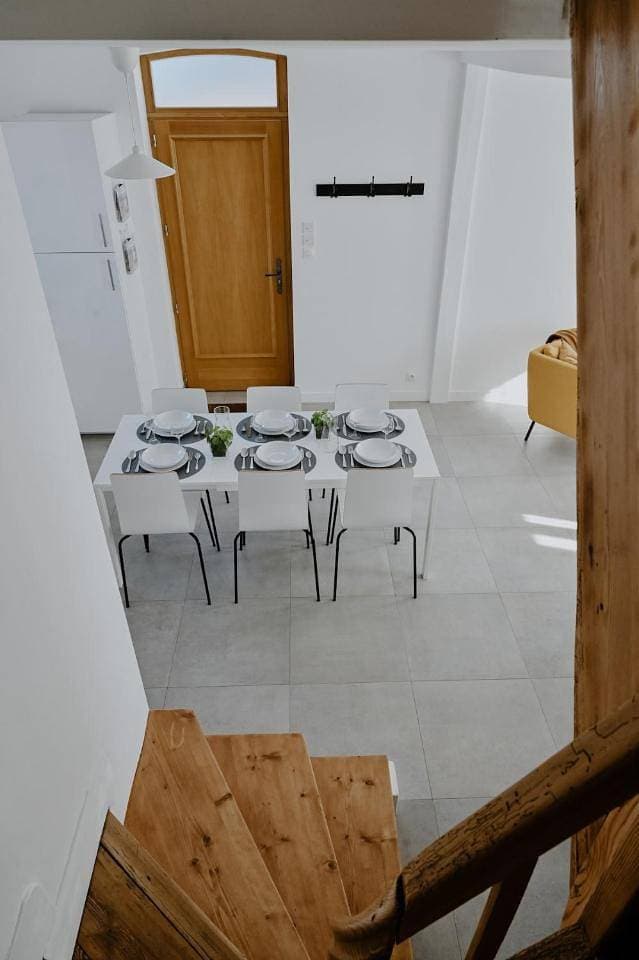 Foto 10 von 39: Three-Bedroom Apartment