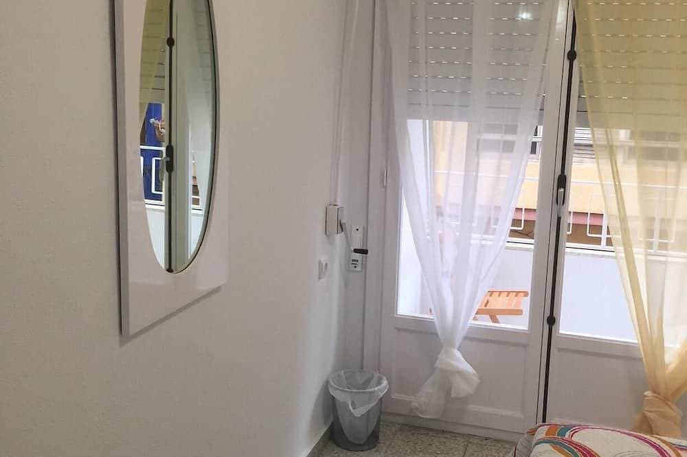 (S1) -Bright moderne 3 Bedroom Flat City Center Strand 10-12 Minuten zu Fuß 1