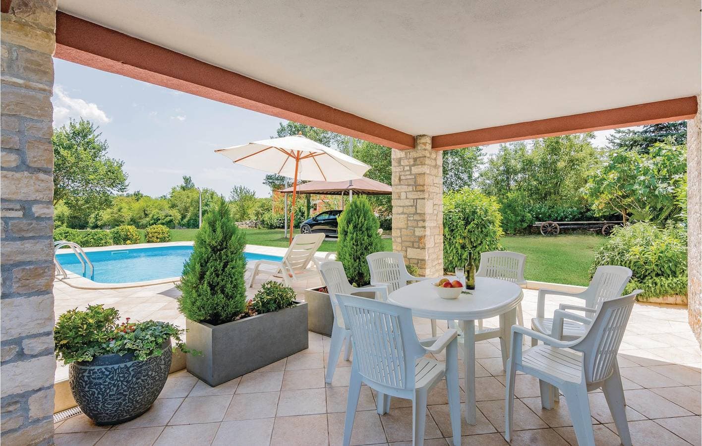 Foto 5 von 36: Reizende 2-Zimmer-Wohnung mit Pool und Terrasse in Butkovići – in der Nähe des Stadtzentrums